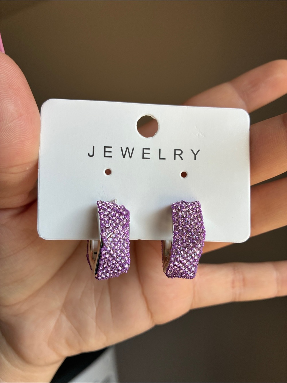 2/$20🎀 Lavender Purple Rhinestone Earrings